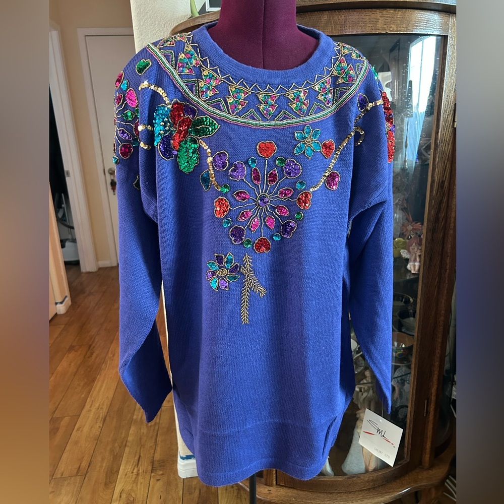 NWT SML Sport LTD Vibrant Embroidered Sweater - Picture 2 of 2